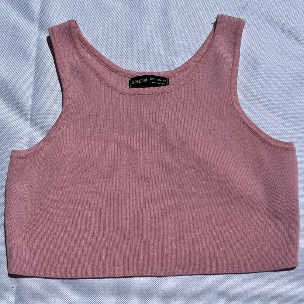 Knit Crop Tank 💗